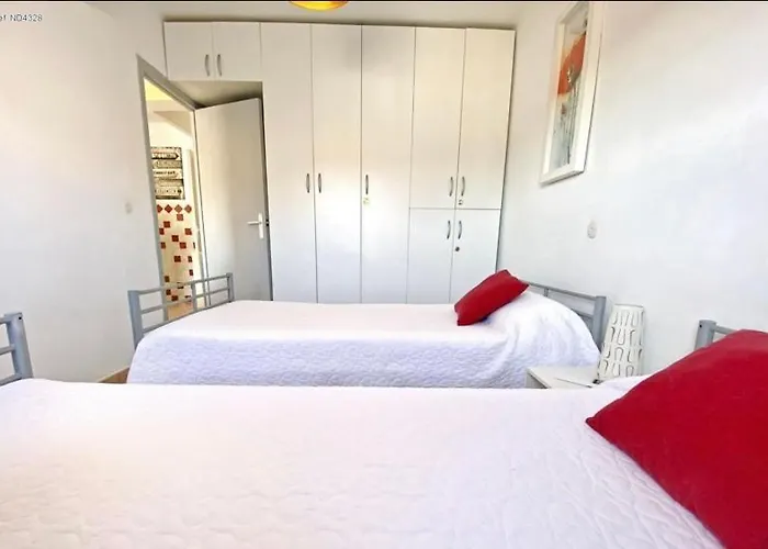 Canovas - Caravela Apartament *